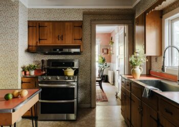 How to Choose Home Theater Systems for Everyday Use